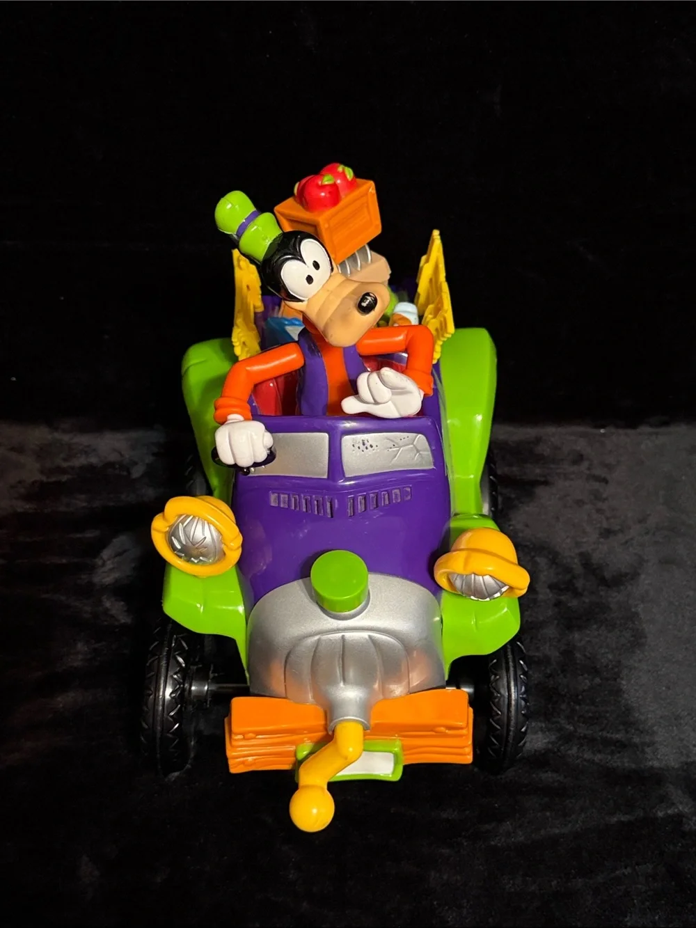2000 Disney Goofy Jalopy Car Let’s Go For a Bumpy Ride Vehicle Sounds & Vibrates